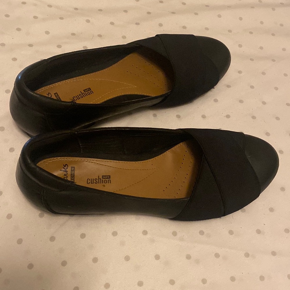 Clarks Collection Bayham Rain black leather elastic slip on block loafers